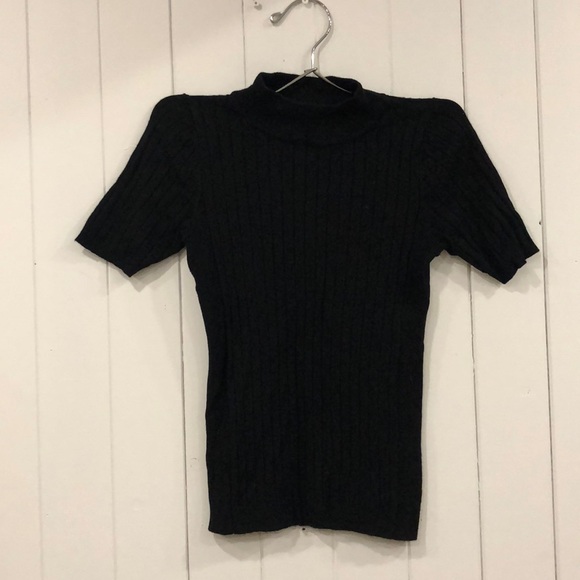 Forever 21 Tee - Picture 1 of 3